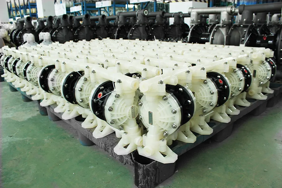 Industrial diaphragm pumps for